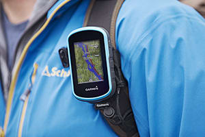 Garmin eTrex® Touch 25 | Touchscreen GPS | Digital Compass