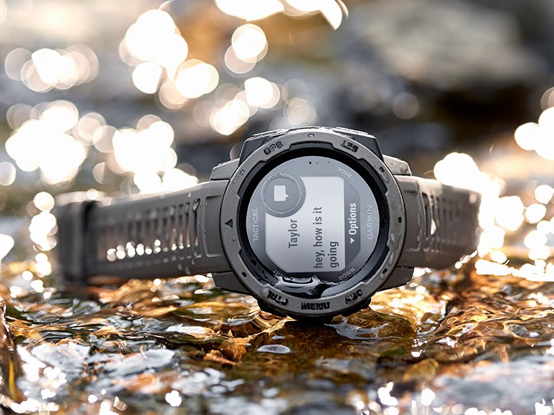 Garmin Instinct™ Tactical  Reloj para actividades al aire libre GARMIN