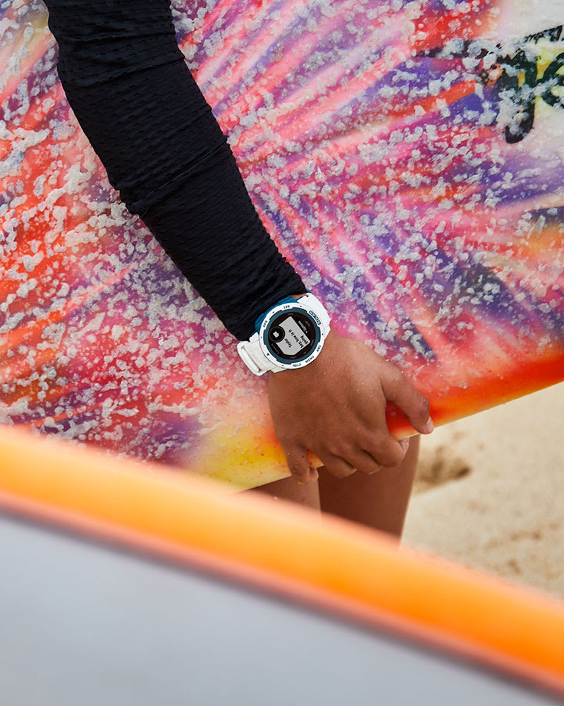 Garmin Instinct® Solar - Surf | Solar Powered Smartwatch