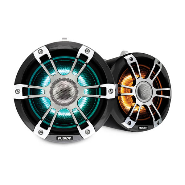 Fusion® Signature Series 3 Marine Wake Tower Speakers