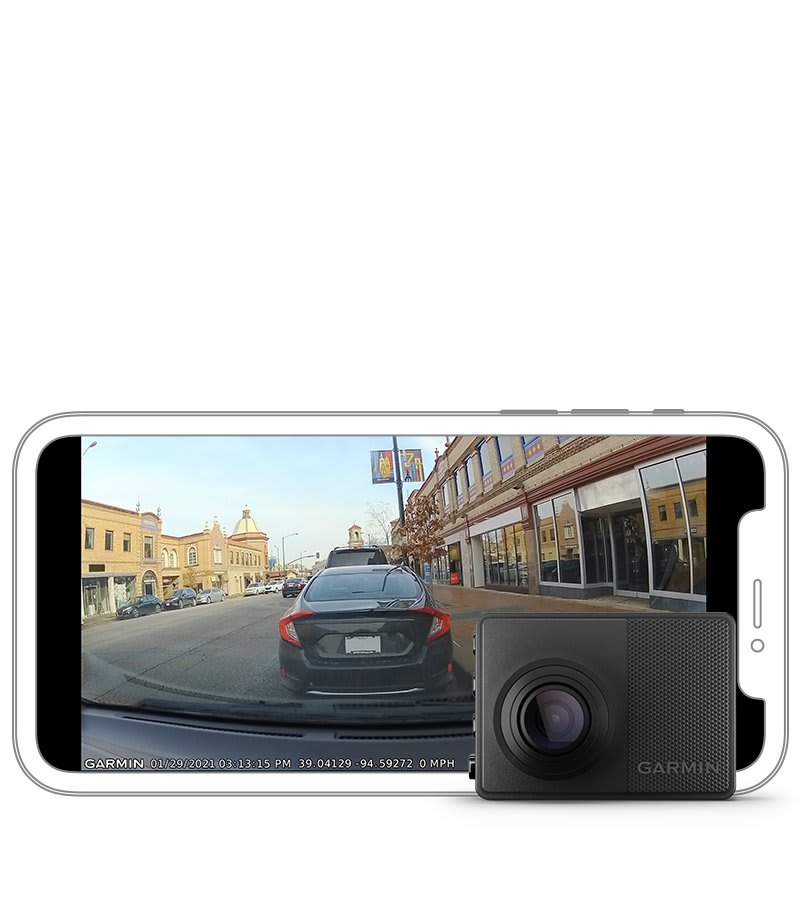 Garmin Dash Cam™ 67W  Caméra embarquée pour voiture