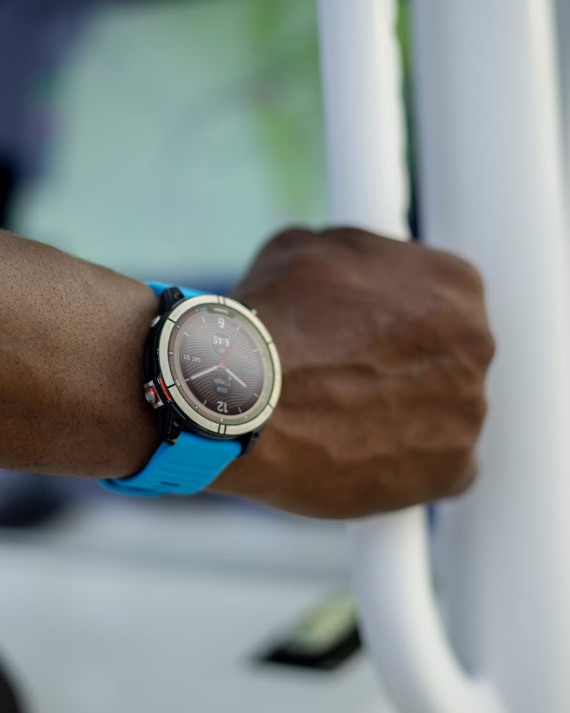 The Garmin quatix 7 series marine smartwatches help you navigate