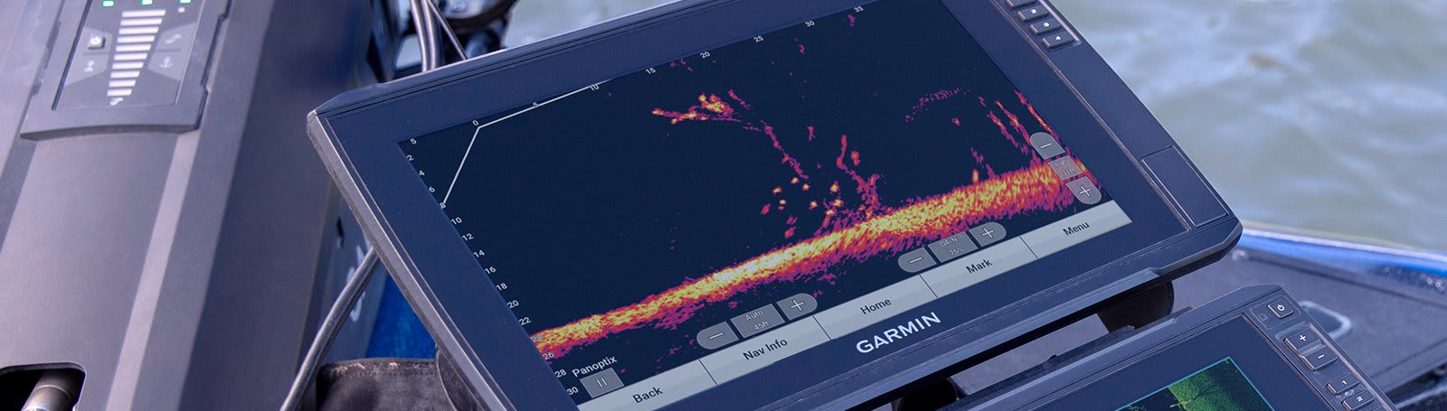 Garmin Livescope™ Plus System | Live Scanning Sonar