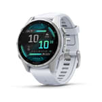 fenix 8 43mm AMOLED, ezüst, fehér szilikon szíjjal (ED)
